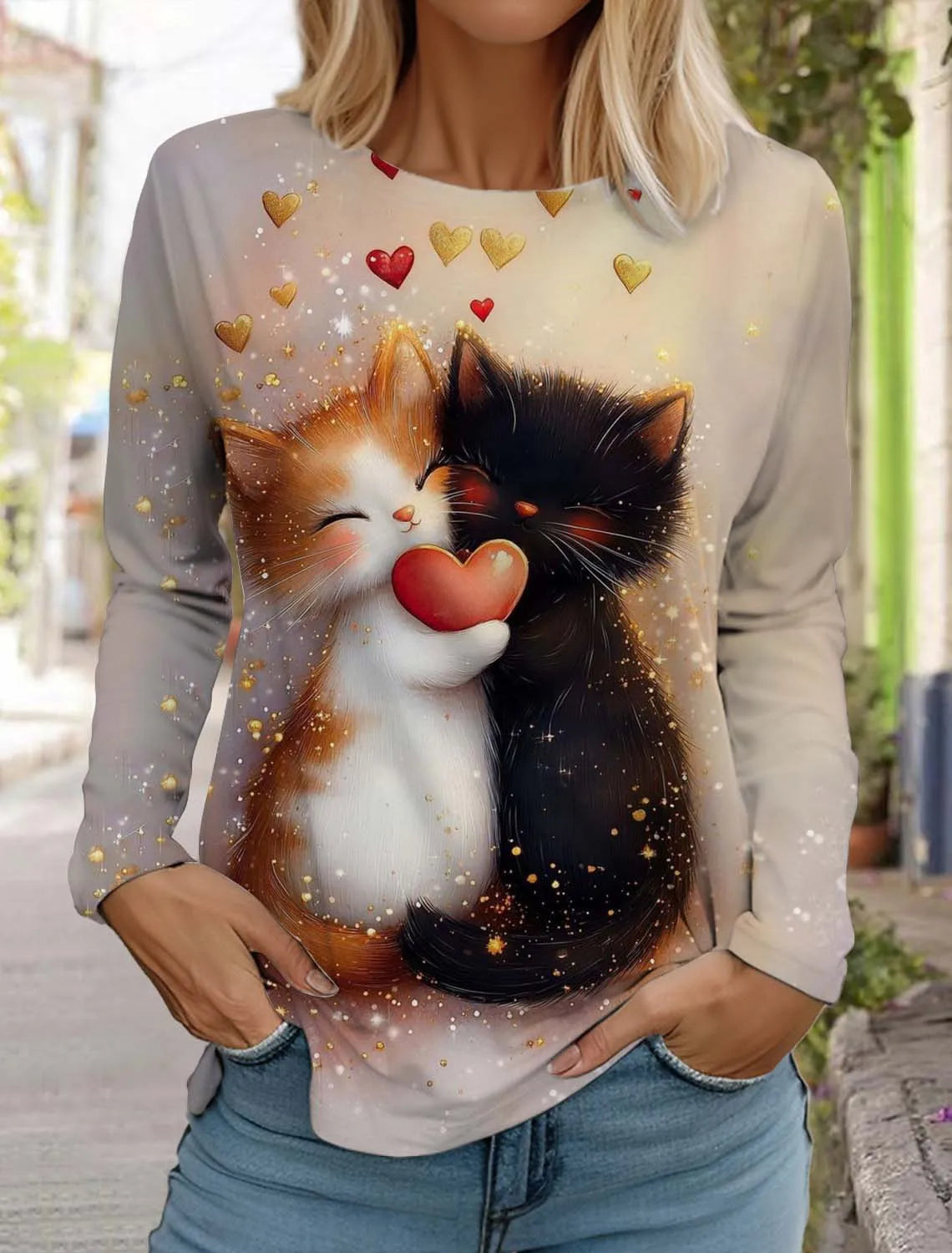 Cute Cat Women's Long Sleeves T-Shirt Round Neck